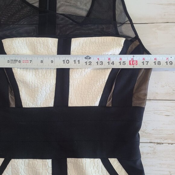 Cache Black White Colorblock Croc Embossed Dress Bodycon Mesh Inlay 12 Rock Chic - Picture 5 of 10